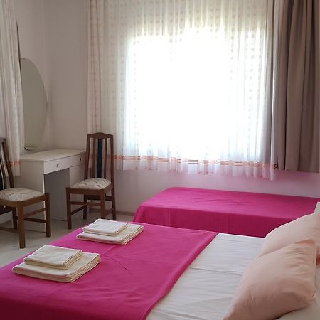 Ayvalik Pansiyon Bagian luar foto