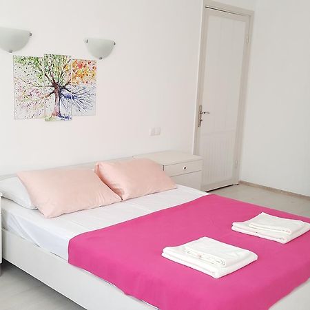 Ayvalik Pansiyon Bagian luar foto