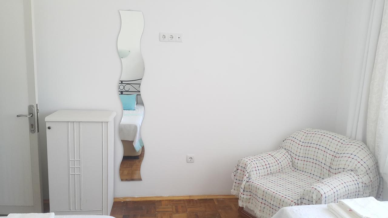 Ayvalik Pansiyon Bagian luar foto